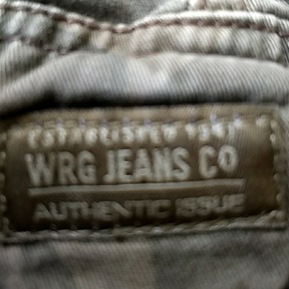 Pants - Picture 3 of 4